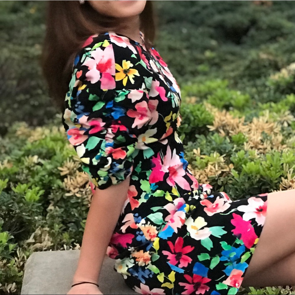 Dress - Picture 3 of 3